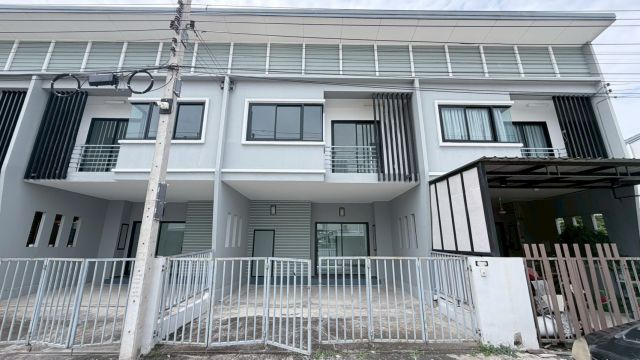 ขายทาวน์โฮม/ทาวน์เฮ้าส์